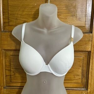 PINK Victoria's Secret White Bra